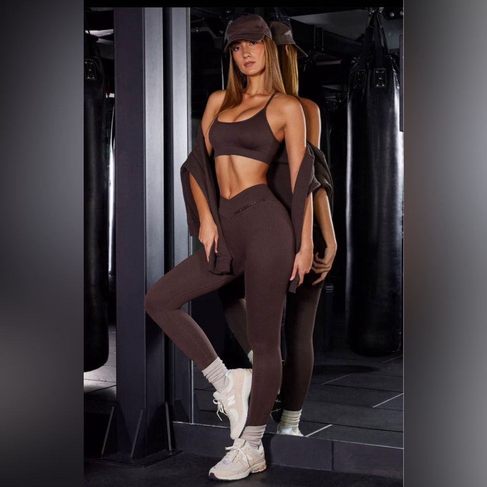 New with tag Bo Tee XS petite yoga pants